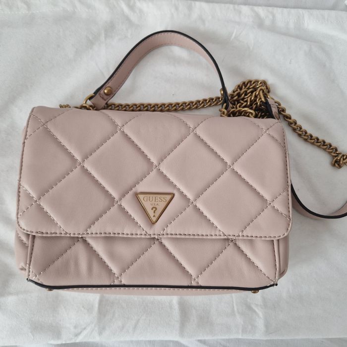 Дамска чанта Guess Cessily