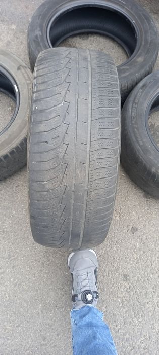 Anvelope 215x55x16. 100 lei toate 4.