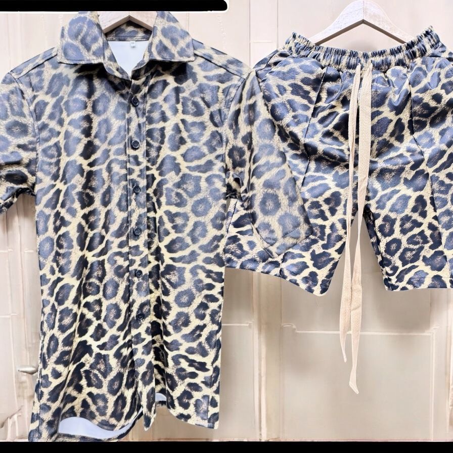 Compleuri Casual animal print!Piele ,calitate superioara!