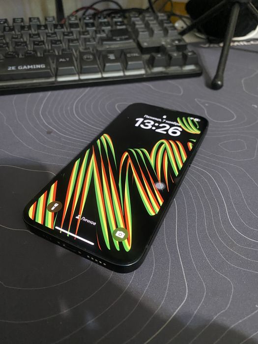 Айфон 13 в идеальном состоянии