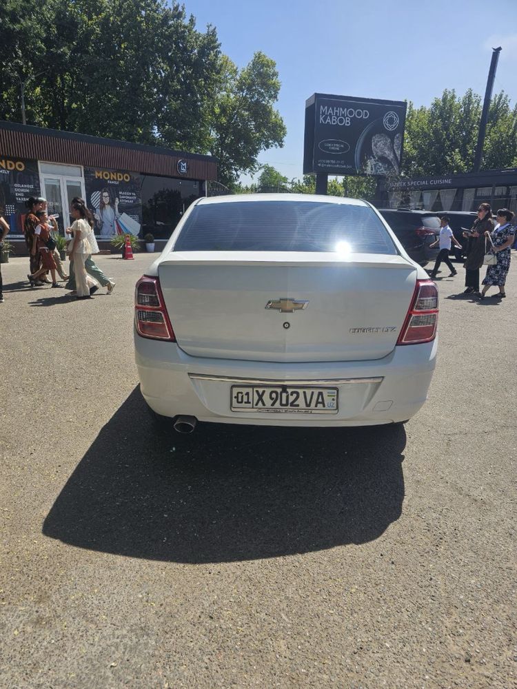 Cobalt avtomat 4 позиция, бензин
