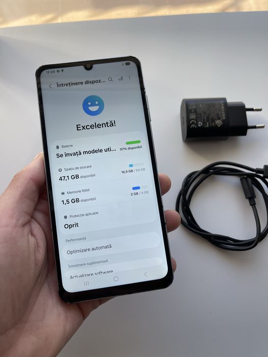 • Samsung Galaxy • a06 • DUALSIM