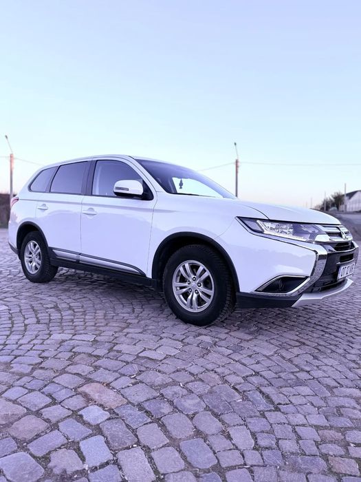 Mitsubishi Outlander Mitsubishi Outlander model 2017 manual 4WD, 150 cp, 2.2 DiD, euro 6
