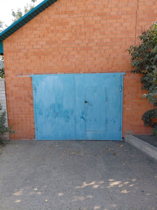 Сдам гараж в аренду