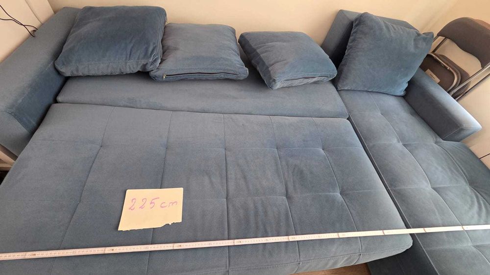Син диван, ползван 2 години, много добро състояние