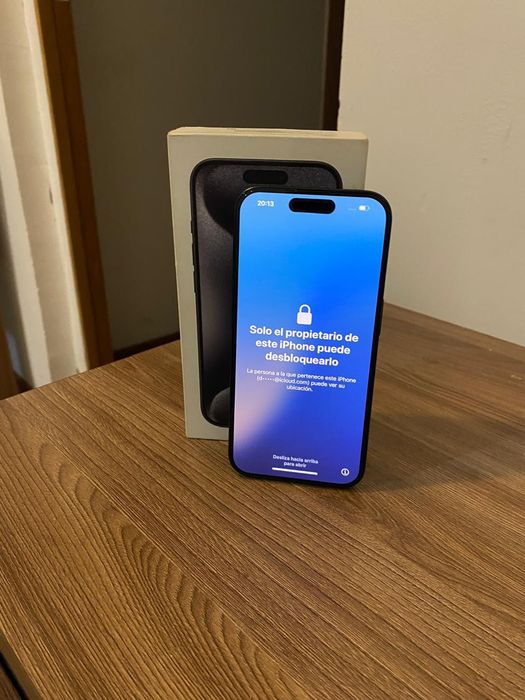 Айфон 15 про продаю на запчасти телефон взломан