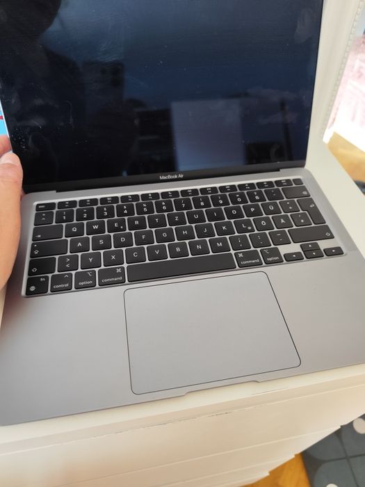 MacBook Air 13", M1, 2020