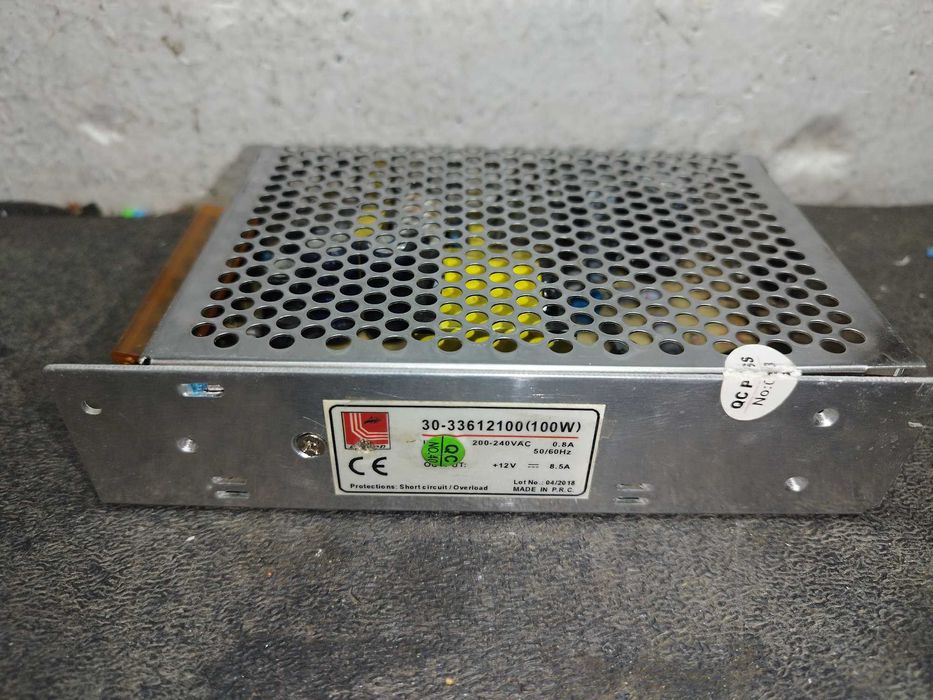 Diferite modele sursa comutatie 5 si 12 Volti