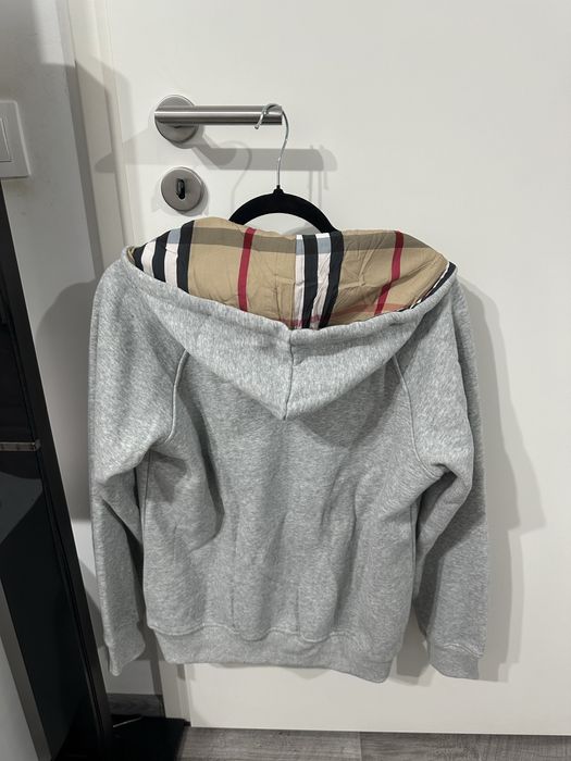 Burberry zip up nou