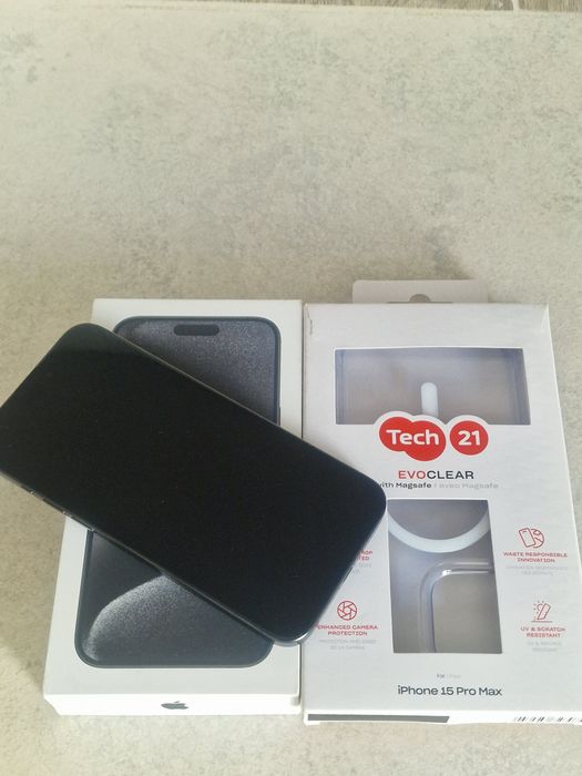 Iphone 15 pro max 0 cicluri de incarcare