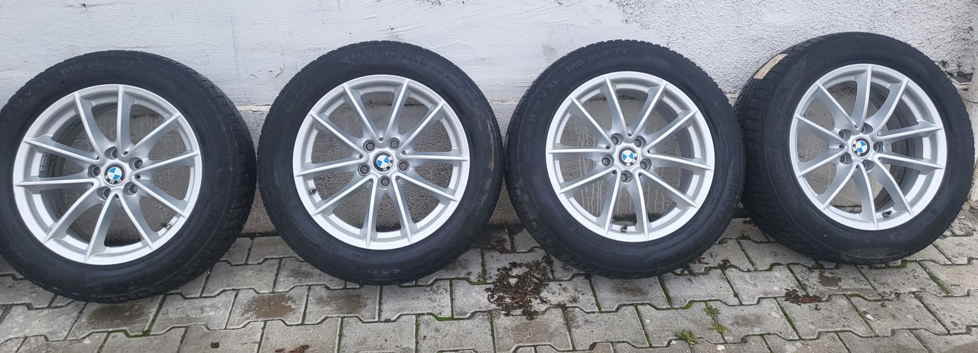 Jante aliaj originale BMW R17, anvelope 225 55 17