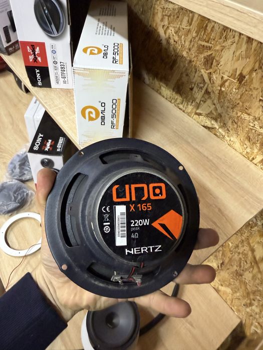 hertz uno kalonka komplekt 4 ta