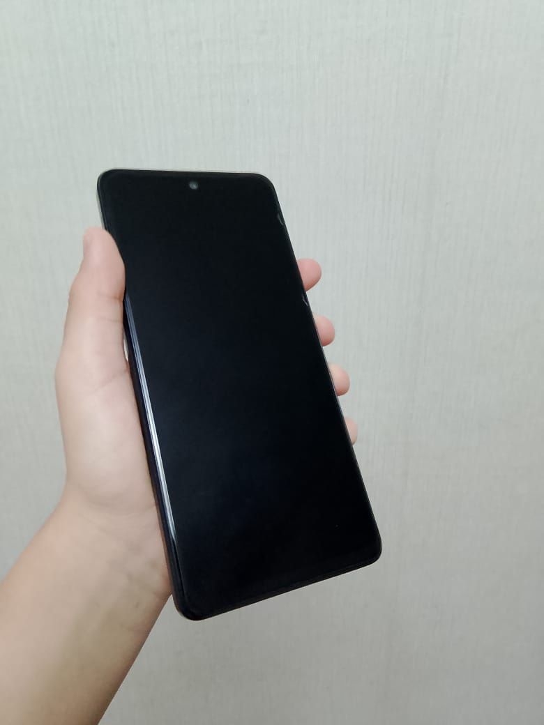 Infinix hot 30 .