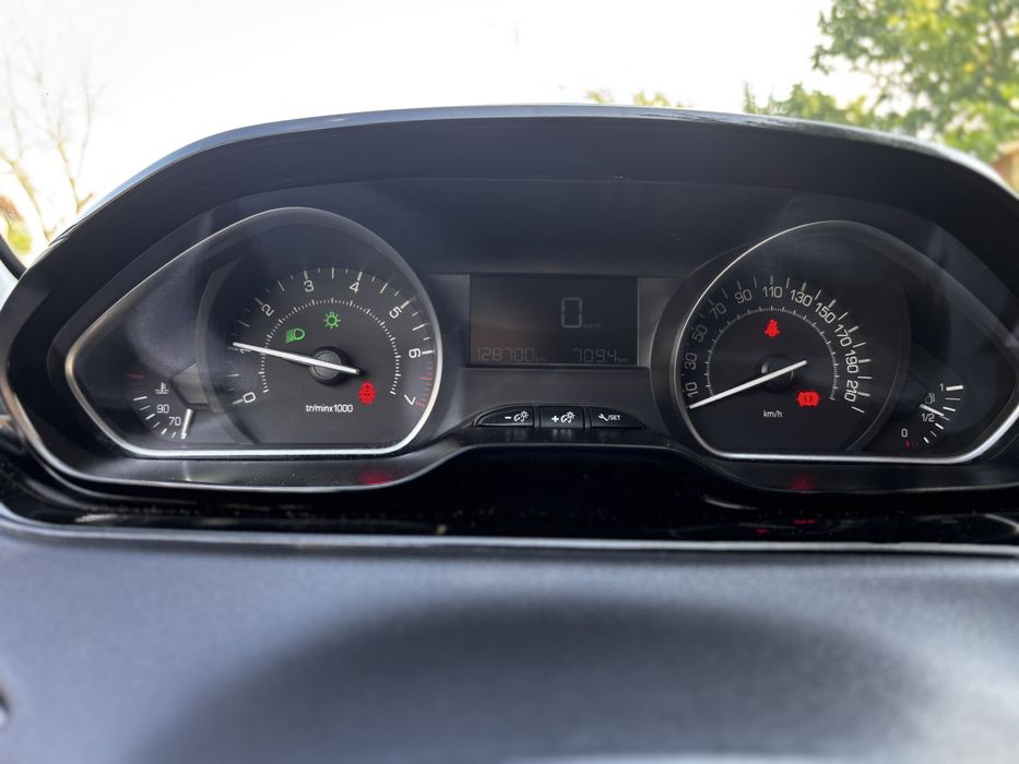 Peugeot 208 PureTech