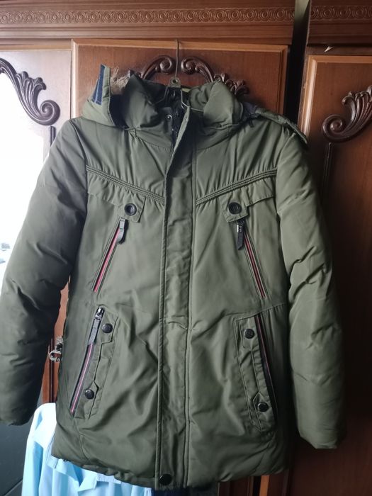 Куртка подростковая зимняя.
