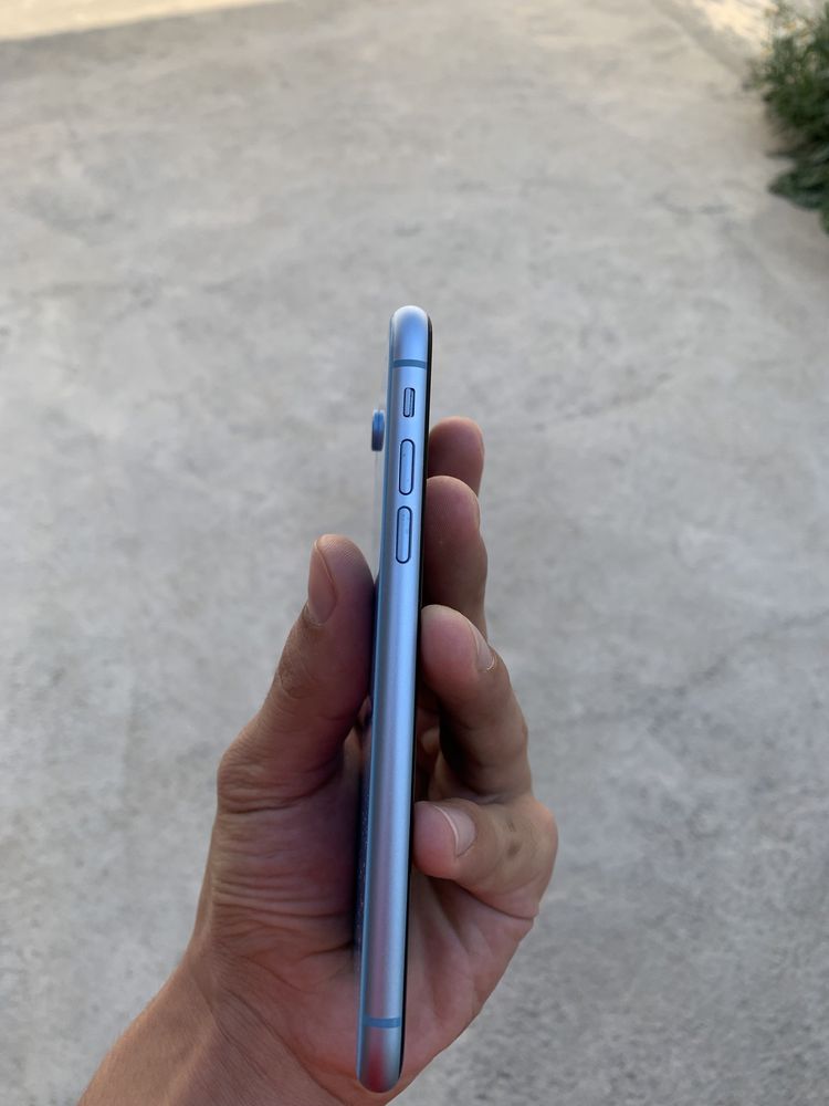 iphone xr 64 gb