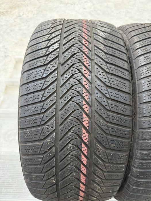 Anvelope de iarna 245/40 R18