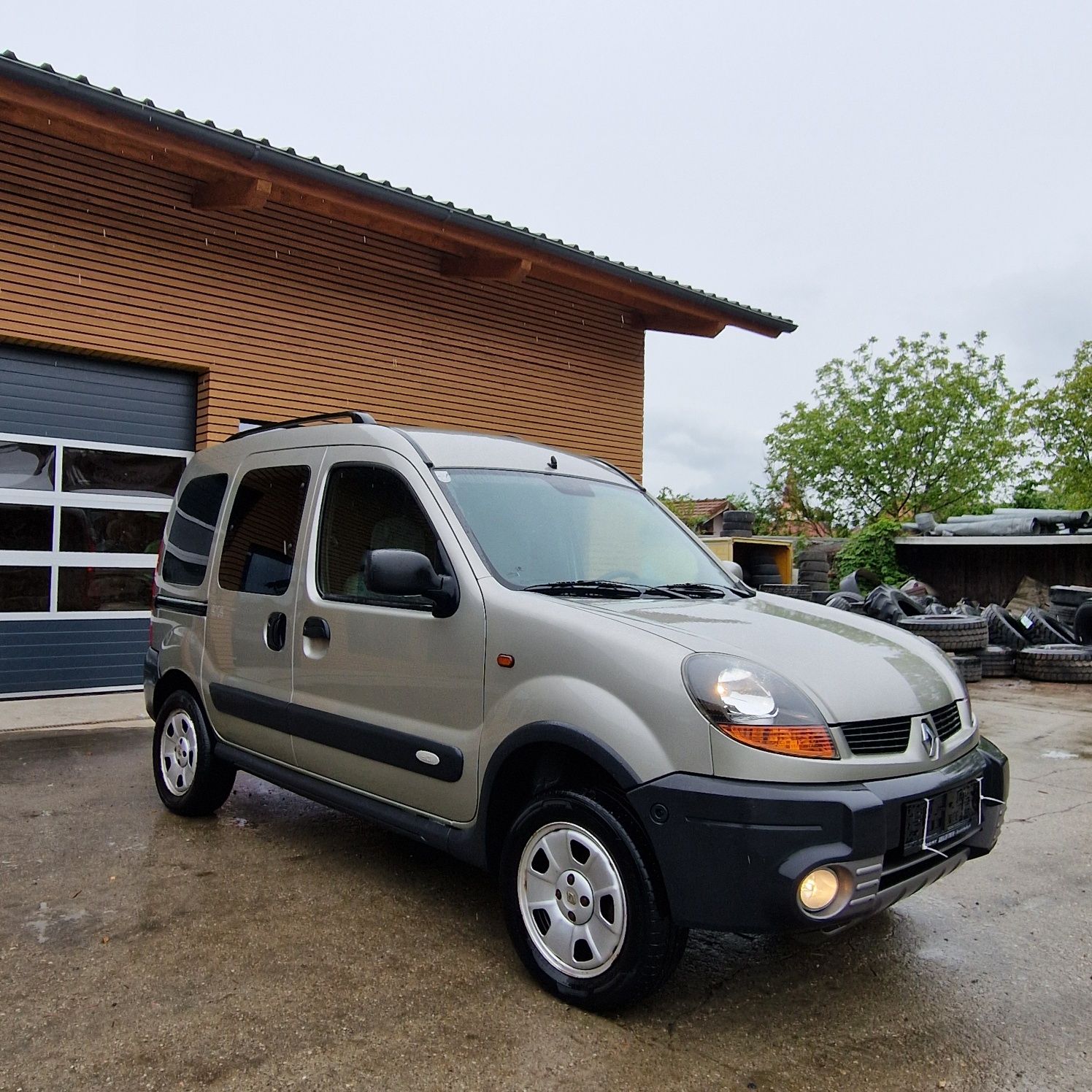 Renault Kangoo Privilege 4x4 1.9 recent adus