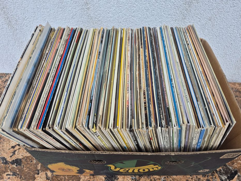 Vând 100 Discuri Vinil colectie muzica clasica pentru pick Up 33RTM