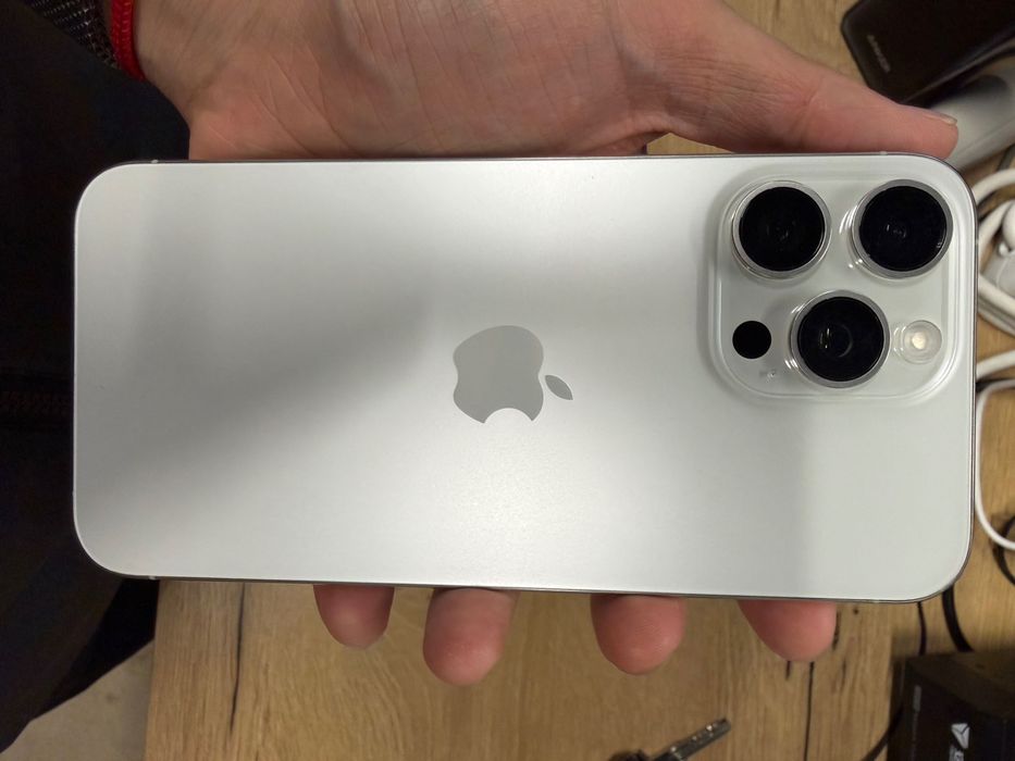 Iphone 15 Pro Max 256gb white