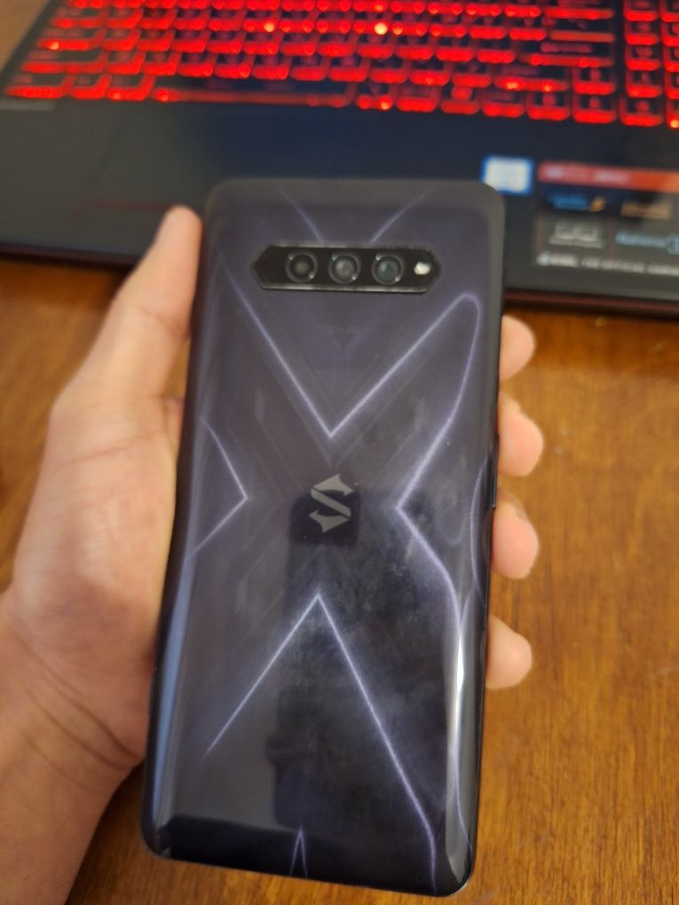 Xiaomi black shark 4
