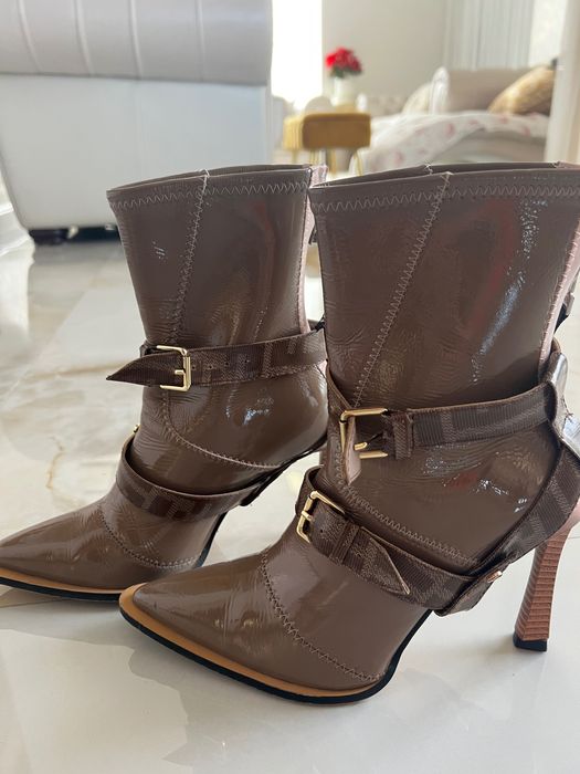 боти Fendi с ток