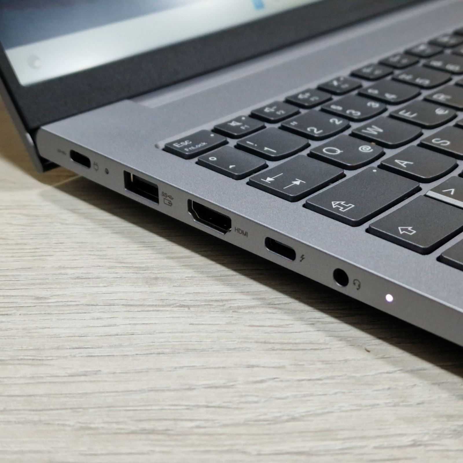 Лаптоп Lenovo ThinkBook 16 G7 IML / Intel Ultra 5 / 8 RAM / 256 SSD