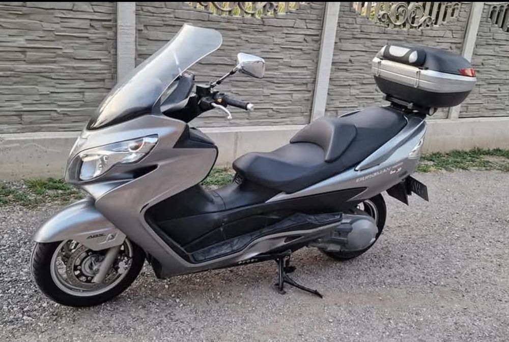 Suzuki Burgman 400 2011