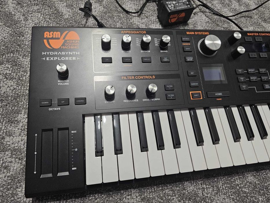 Sintetizator ASM Hydrasynth Explorer