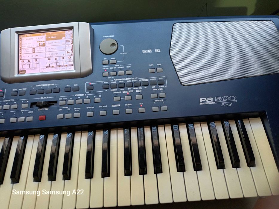 Продавам KORG PA 500 Aрабска версия.