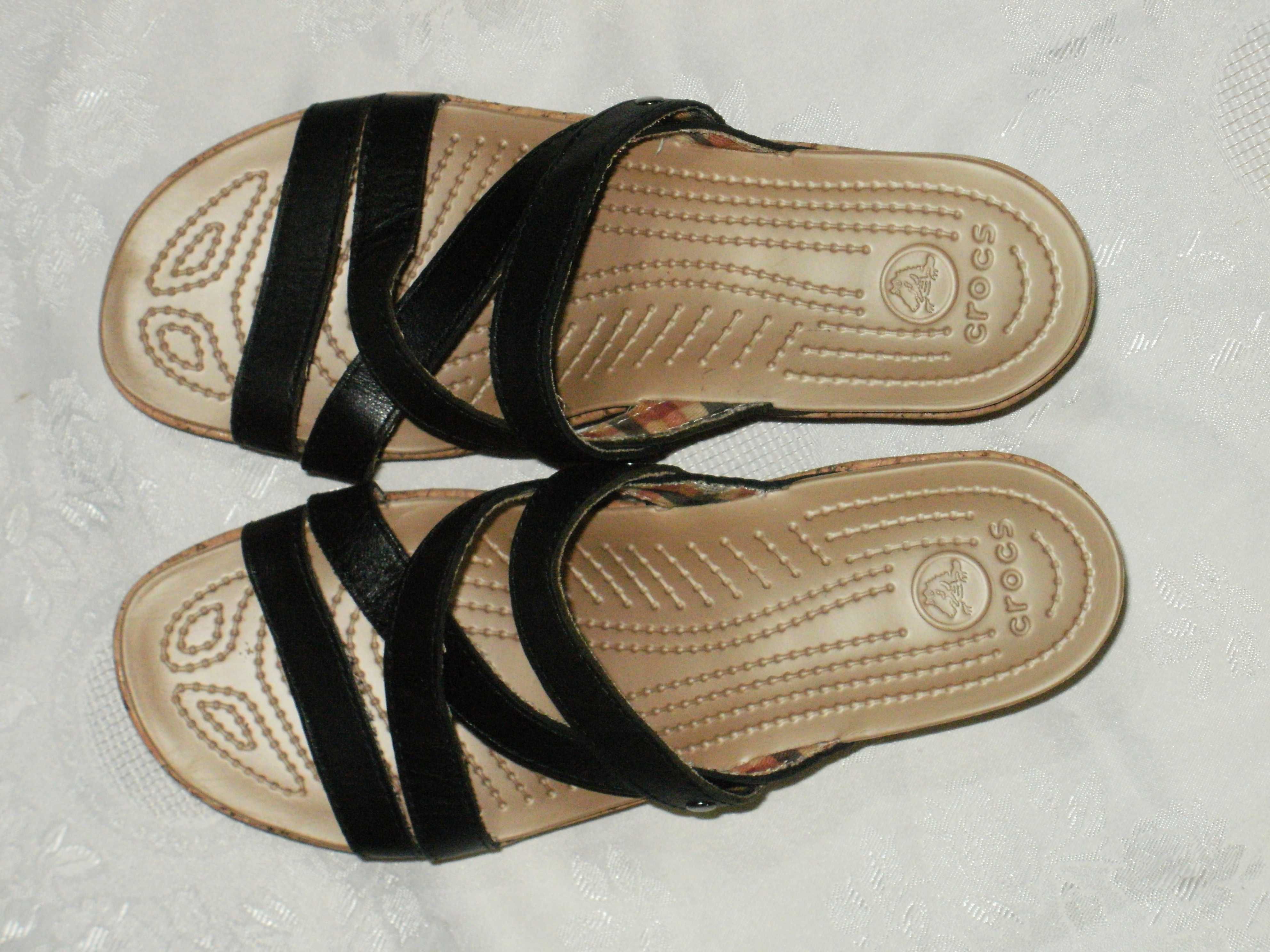 CROCS нови дамски естествена кожа 38