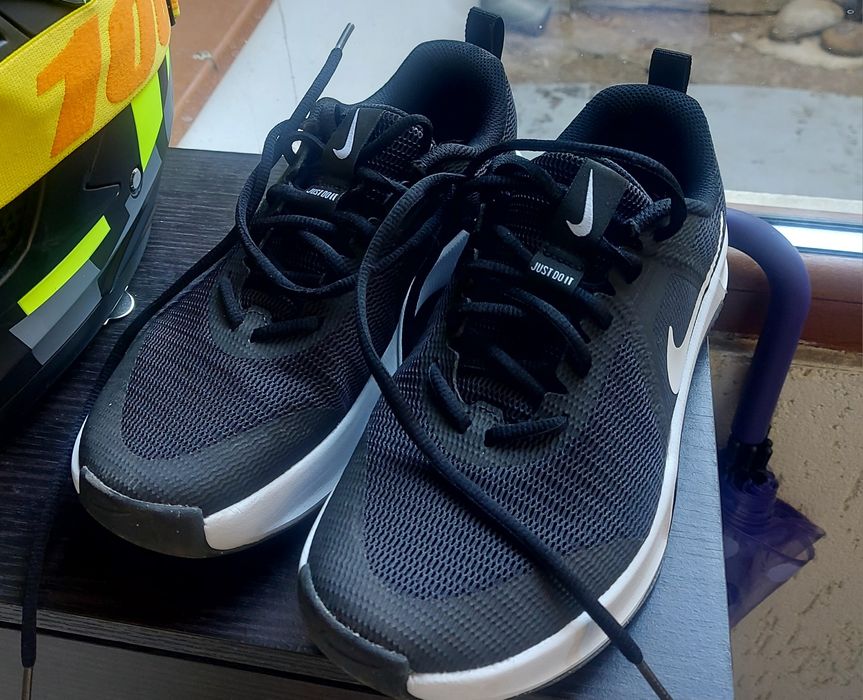 Дамски маратонки nike