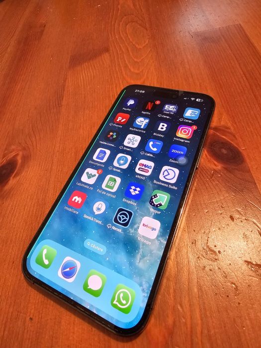 Vand Iphone 14 pro max 256 gb schimbat recent pe asigurare cu defect