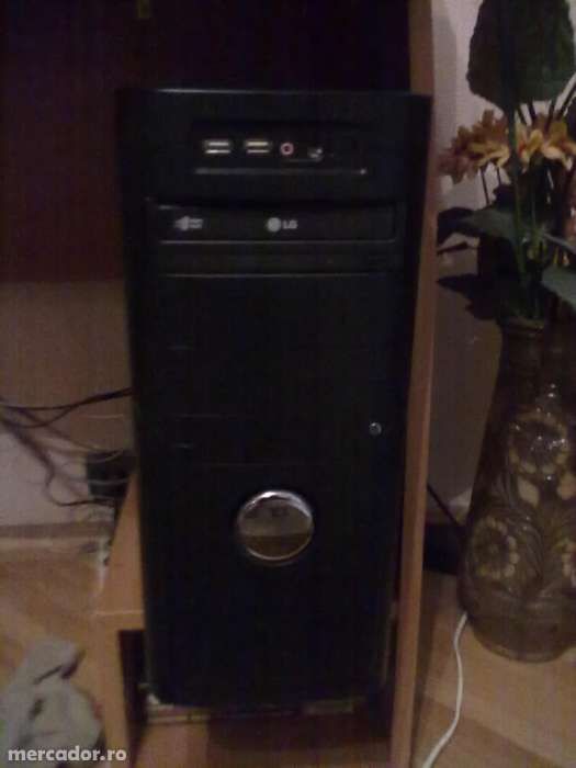 Vand Pc complet ( unitate, monitor lcd Ctx, tastatura si mouse