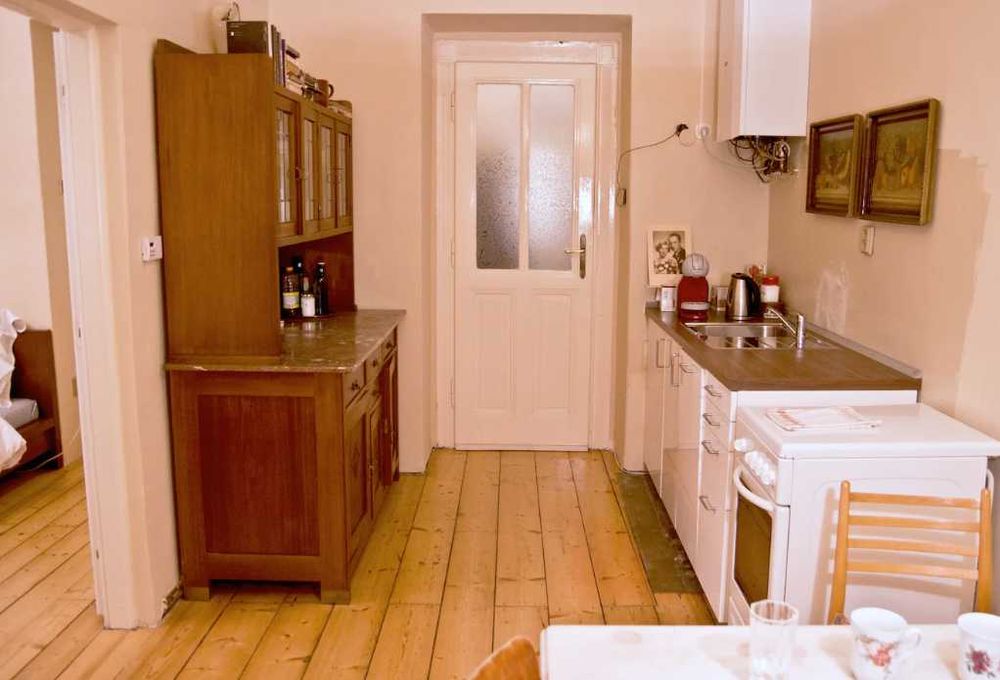 Дава се под наем Двустаен апартамент в Пловдив, Каменица 2 - 61 кв.м за 219.3 € - Снимка #2