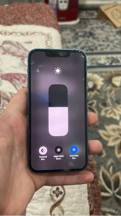 Айфон 13мини обменаю на 15,15 про я доплачеваю экран не разбит защитка