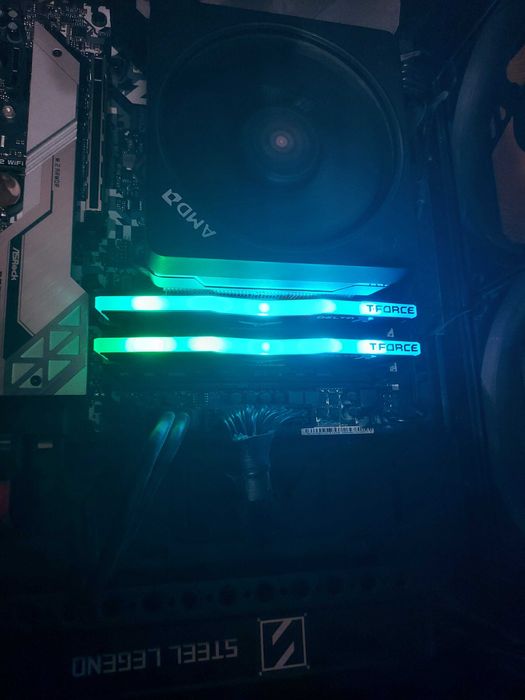 vand memorii T-Force Delta