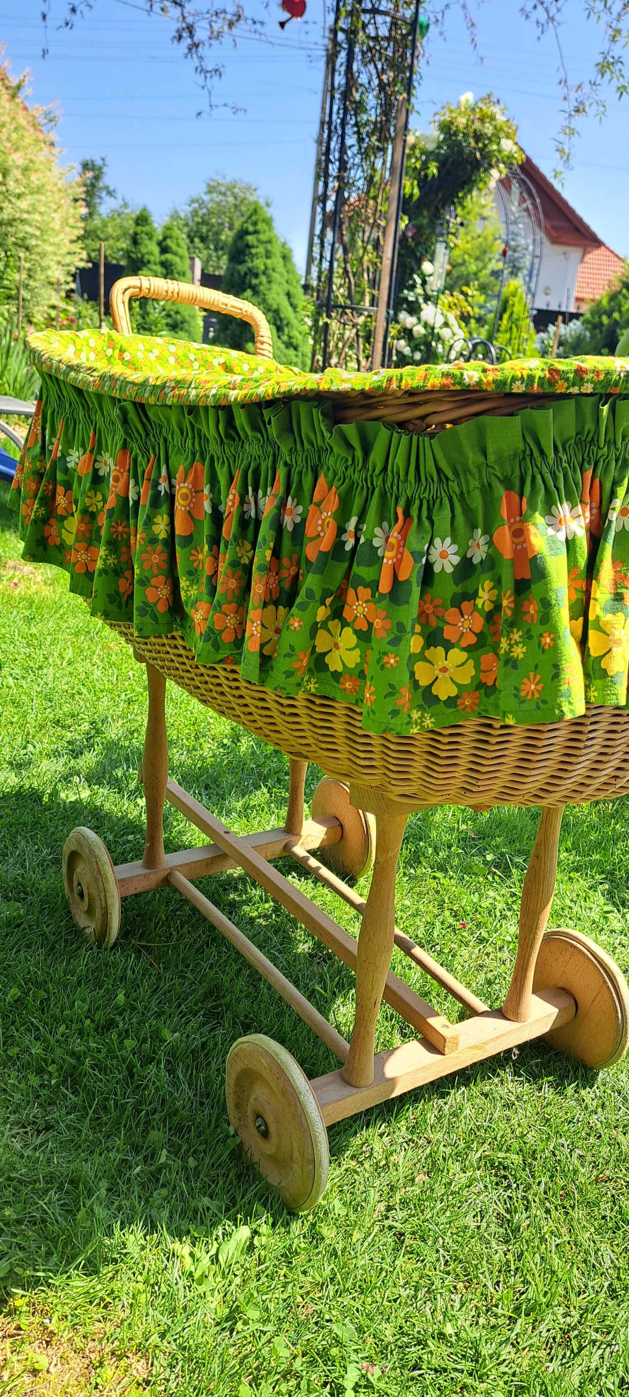 Pătuț bebelusi din ratan ( nuiele )