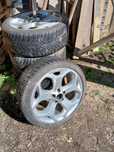 De vânzare cauciucuri plus jante 225/40/18/5×108