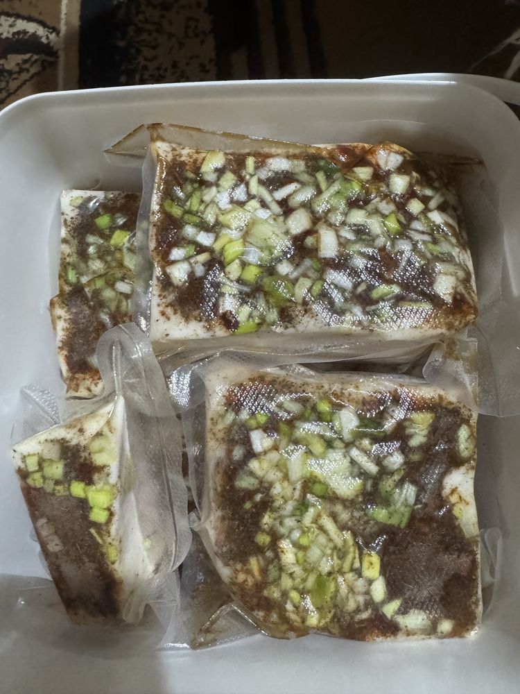 Сланина накладена с кожа и мас