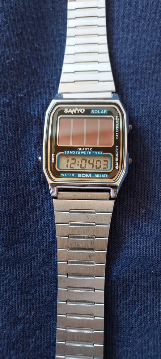 Ceas solar vintage SANYO (REZERVAT)