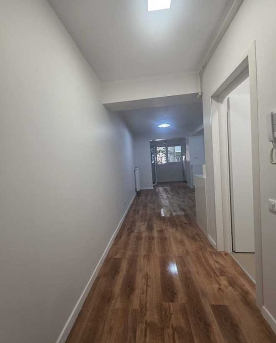 Zona Eroii Revolutiei-Brancoveanu 38 mp bloc nou parcare