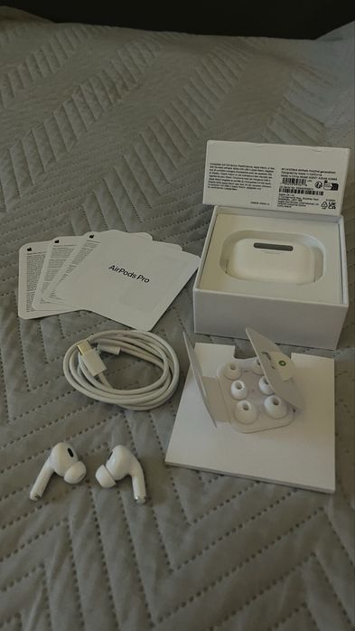 Apple AirPods Pro 2