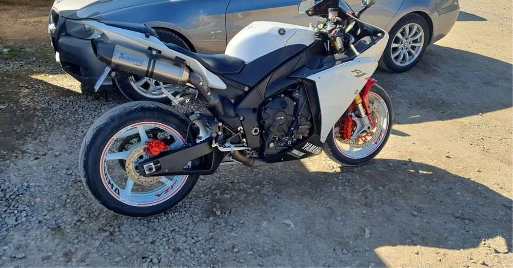 Yamaha R1. YZF Oferta!!