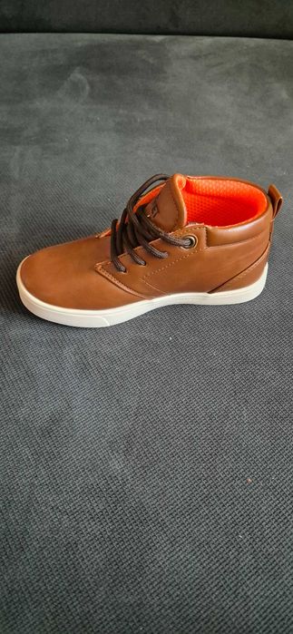 Детски високи кецове 28номер 16,5см