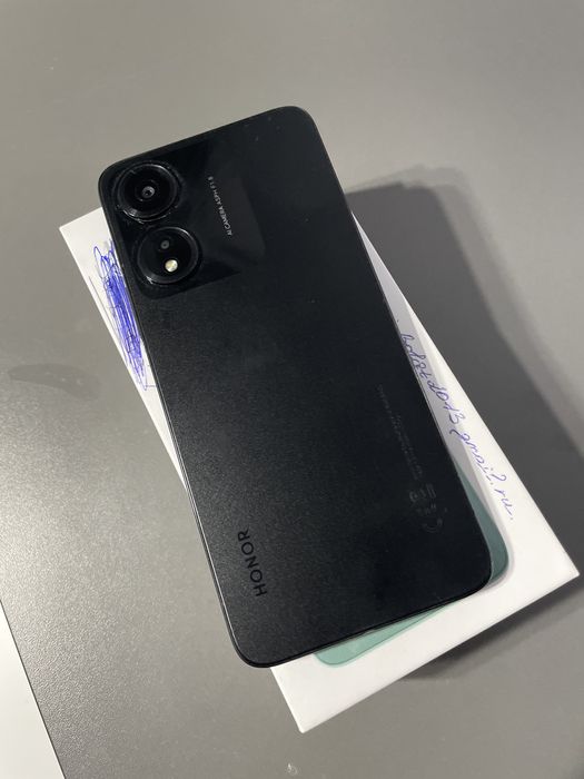 Продается телефон Honor 5+
