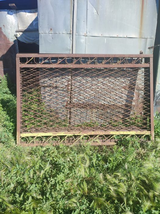 Продам ограждения железные