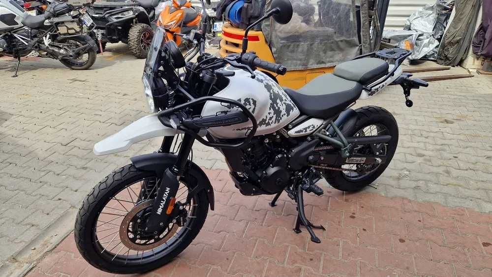 Royal Enfield Himalayan 450 NOU, Rate in magazin