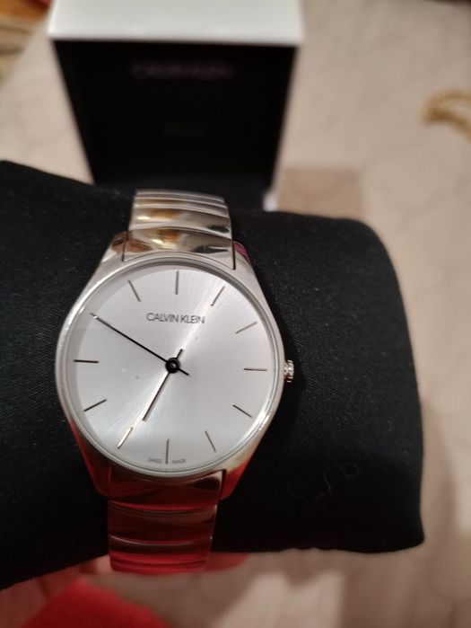 Дамски часовникк