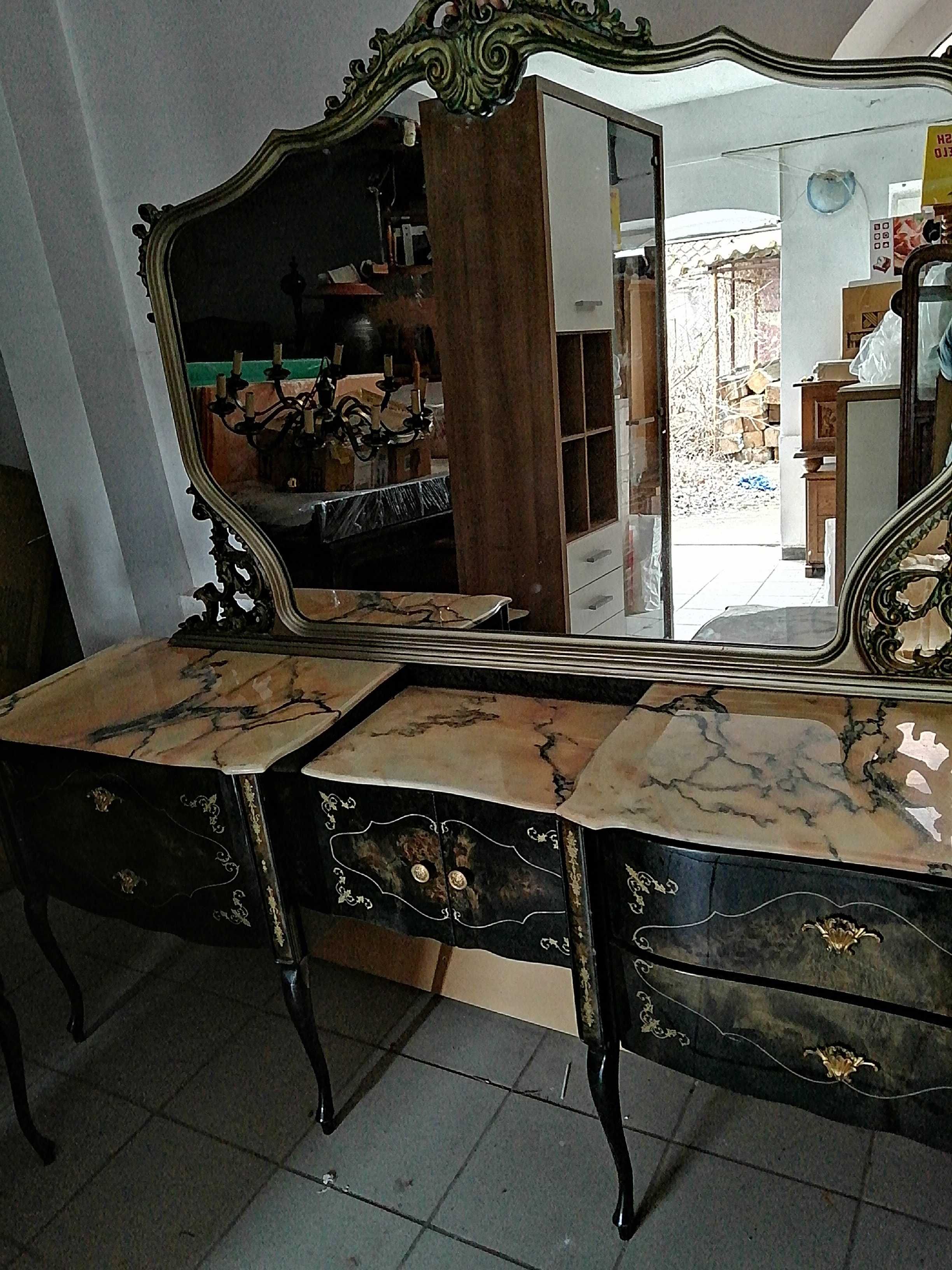 Vand mobilier superb lemn trandafir